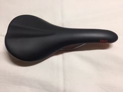 Sedlo Fabric Scoop Sport Radius