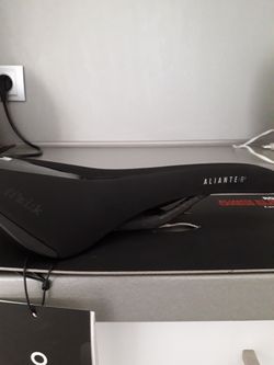 Fizik Aliante R1 Open Carbon