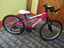 Dívčí kolo ,,Bulls Tokee 24"