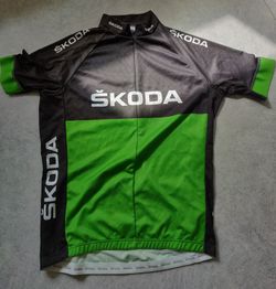 Dres Škoda - Rezervovano