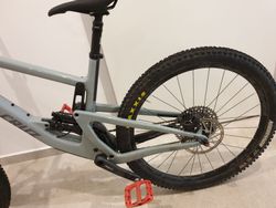 Santa Cruz Bronson CC, osazení X01, velikost L, stav nového kusu, záruka 6/2021