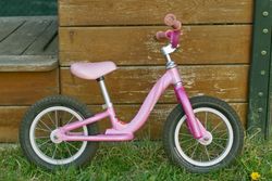 Odrážedlo Specialized Hotwalk Girls (růžová) 2012