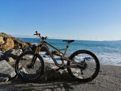 Yt jeffsy cf pro race