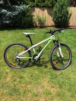 Dětské/juniorské kolo Scott Contessa JR 24