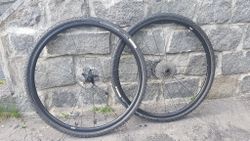 Zapletená kola galusková kola TUFO s náboji DT Swiss 350