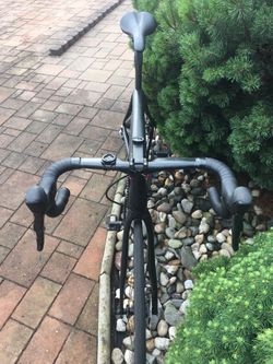 Prodám silniční kolo Cannondale Synapse Hi-MOD Disc RED eTap 2018