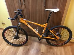 Specialized Epic Expert FSR 26 na retro XTR s řazením na rohu a Flight deck SC-65002