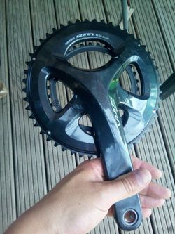 Kompaktní kliky shimano sora 50 / 34 z vč. misek a osy