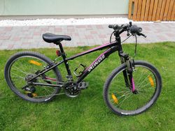 Dívčí kolo Specialized Hotrock 24"