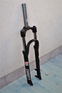 MTB vidlice RockShox Dart 3 (80mm)