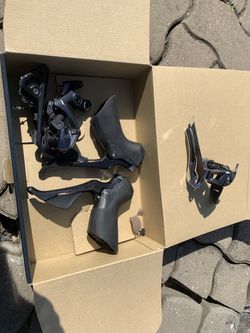 Shimano Ultegra 2018 R8000/R8050 (Páky, přesmyk, přehazovačka)