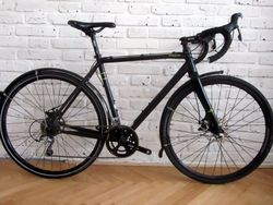 GRAVEL BIKE FUJI. 54 cm. Super stav.