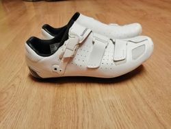 Prodám tretry Shimano RP9