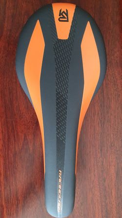 Sedlo SelleRoyal RacingLabs