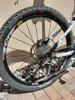 MTB 26" Corratec, celoodpružené, pravidelně servisované