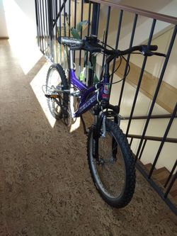 Prodám dětské celoodpružené MTB kolo 20"