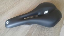Prodám sedlo Specialized RIVA
