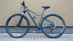 Specialized Jett 2015 Comp - velikost M - barva atraktivní grafit-mat - výborný stav