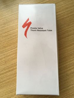 Zesílené duše Specialized THORN-RESISTANT PRESTA VALVE TUBE 29x1.9-2.3