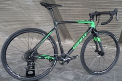 NOVÝ Giant TCX SLR 2