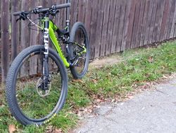 Prodám Cannondale Scalpel Team custom postavený na novém rámu říjen 2018-nájezd cca.100km