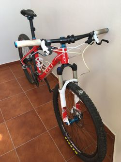 GT Zascar Carbon Elite 26"