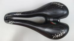 Zánovní ergonomické sedlo SMP Selle TRK Man Gel