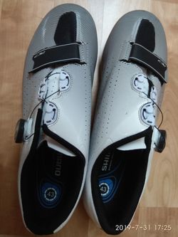 Tretry Shimano RC7