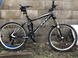 Celoodpružené kolo Felt Virtue PRO