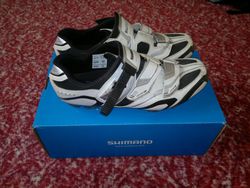 MTB tretry Shimano XC 50, vel.46, zánovní stav