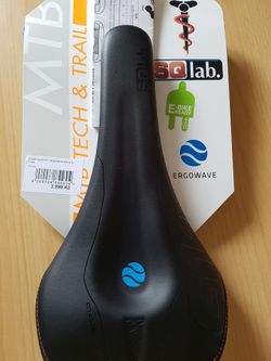 Prodám téměř nové sedlo SQlab ERGOWAVE active S-Tube šíře 13 cm