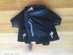 Rukavice Specialized body geometry