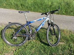 Apache Tomahawk, hliníkový, velikost S, SRAM X-7
