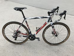 STEVENS CAMOUFLAGE - hliníkový rám / SHIMANO 105 - vel. rámu 56 cm