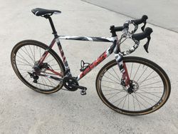 STEVENS CAMOUFLAGE - hliníkový rám / SHIMANO 105 - vel. rámu 56 cm