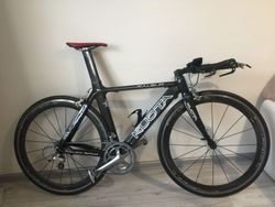 Triatlonove/casovkarske kolo Kuota kalibur