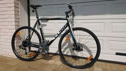 CUBE Cross RACE (61 cm)