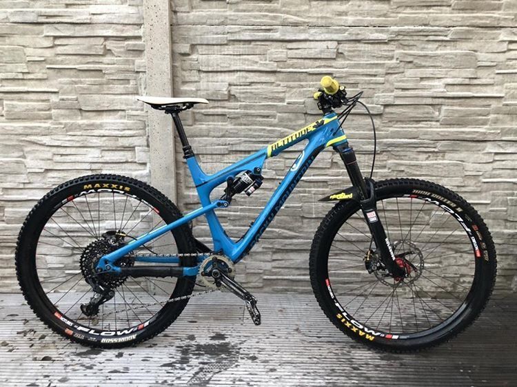 Prodám Rocky Mountain Altitude M