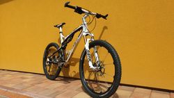 Kelly's Kju Carbon 26" Velikost L