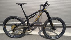Rock Machine Blizzard LTD - 27 Öhlins gold edition - 17" (M)