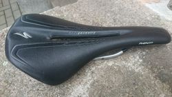 Sedlo Specialized Phenom