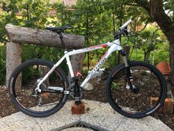Author Vision- Shimano XT, Rock Shox Recon Air-pevná osa