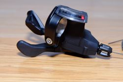 Levý řadič Shimano Deore