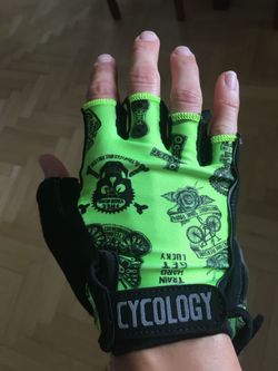 Nové rukavice Cycology