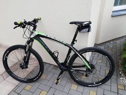 Kellys Hacker 10, carbon, 27,5, vel. M, velmi pěkny stav
