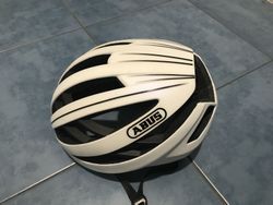 Přilba Abus Aventor