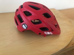Prodám Trail Helmu IXS