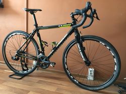 Cyklokrosové kolo MAXBIKE