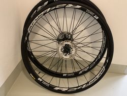DT Swiss R24 disc