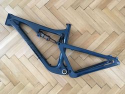2018 SANTA CRUZ 5010 CC vel M